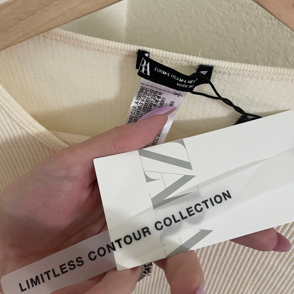 NWT ZARA PEARL EMBELLISHED CREAM CROP TOP SIZE M